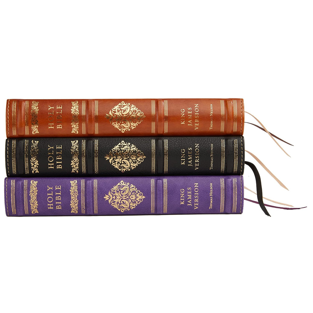KJV, Personal Size Reference Bible, Genuine Leather, Black