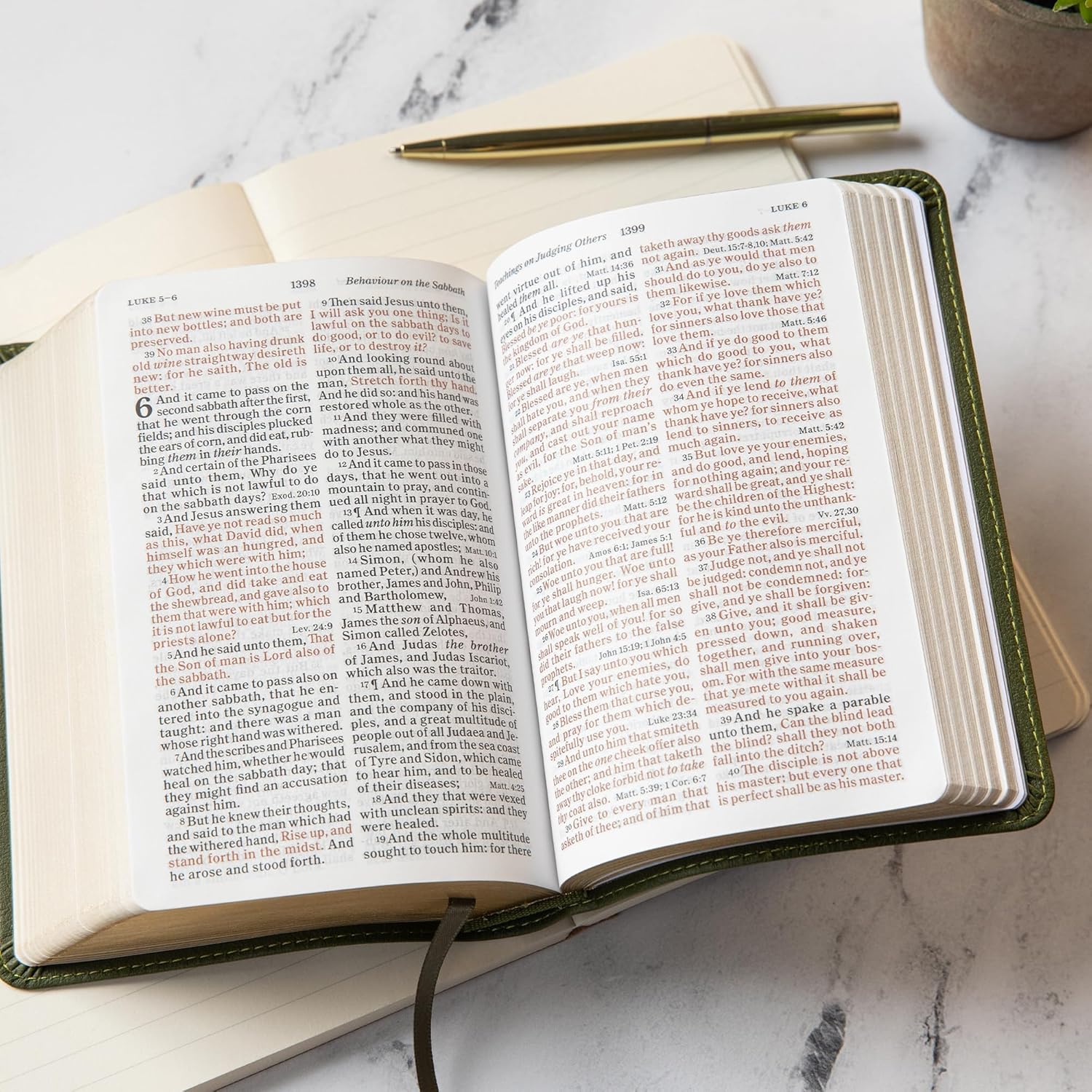 KJV Large Print Compact Reference Bible